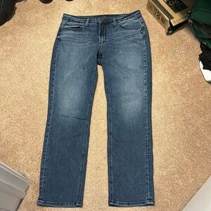 Silver Jeans Beau waist 31 Length 28